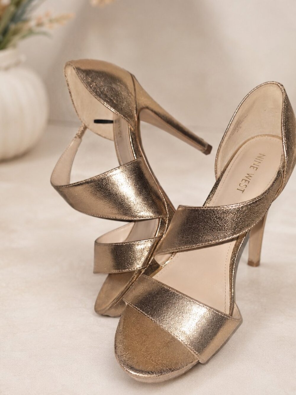 Nine West Champagne Gold Metallic Strappy Platform Heels Size 7.5